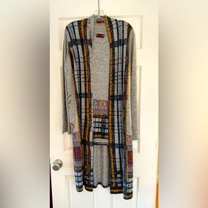 Duster sweater/jacket and sleeveless top, blue-gray, matching set.